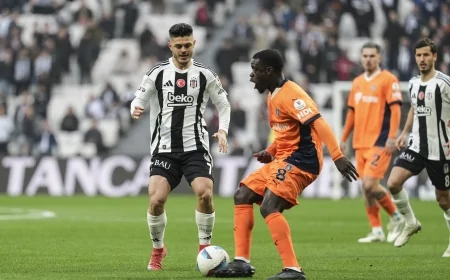 Beşiktaş'a Evinde Ağır Darbe: Başakşehir 3 Puanı Kaptı