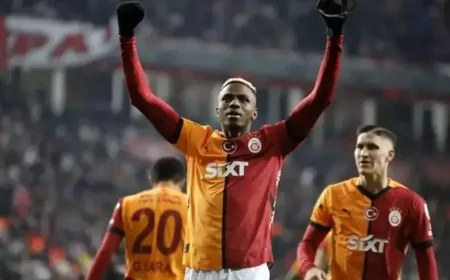 Galatasaray’dan Osimhen açıklaması: "Sözleri ayrılık anlamına gelmiyor, kalmasını istiyoruz"
