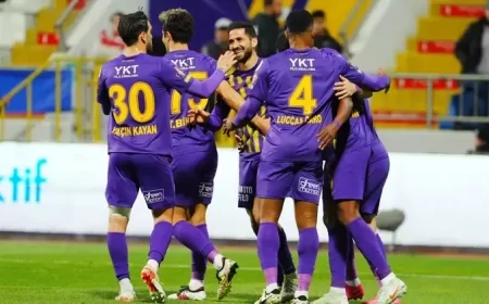 Emre Akbaba yıldızlaştı,  Eyüpspor 4. sıraya yükseldi