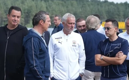 Mourinho'dan Fenerbahçe Yönetimine Kamp Teklifi
