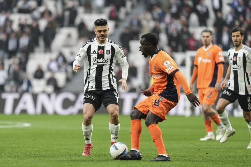 Beşiktaş'a Evinde Ağır Darbe: Başakşehir 3 Puanı Kaptı