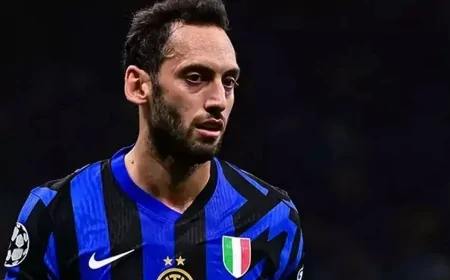 Hakan Çalhanoğlu'na Bir Maç Men ve Para Cezası
