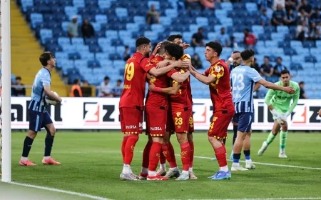 Göztepe, Adana Demirspor'u 6 Dakikada Yıktı