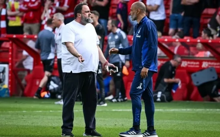 Nottingham Forest'ta Şok Olay: Başkan, Teknik Direktörü Sahada Azarladı!
