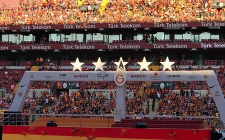 Galatasaray, Süper Lig'de 5. yıldızı takan ilk takım oldu!