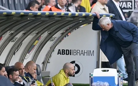 Jose Mourinho’dan Dikkat Çeken Sözler: "Bir Taraftar Olsam Maça Gelmezdim"