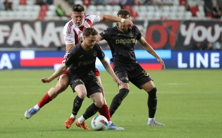 Trabzonspor Sezonu Galibiyetle Tamamladı! Antalyaspor 0-2 Trabzonspor