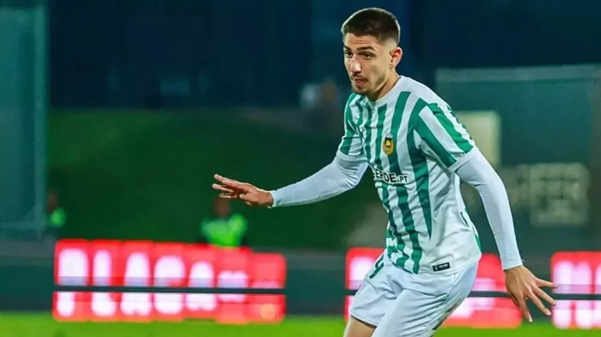 Demir Ege Tıknaz’a Portekiz’de Ayın Futbolcu Seçildi
