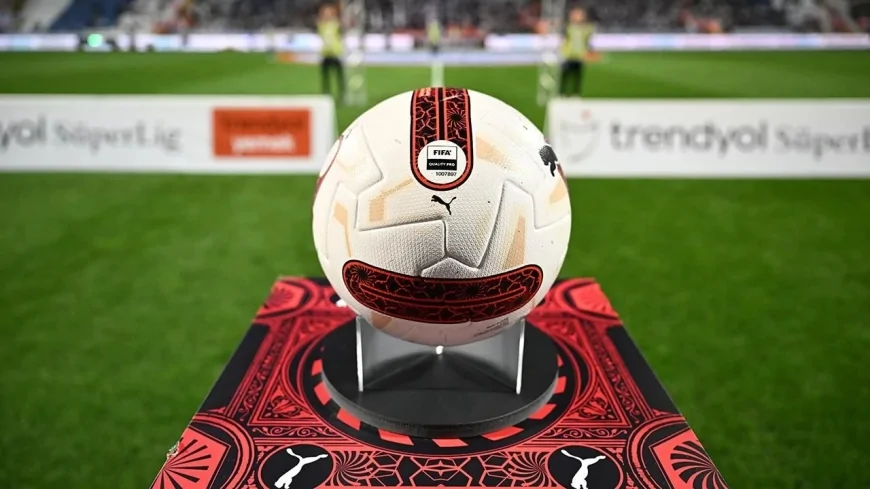 Trendyol Süper Lig’de 35. Hafta Başlıyor: Fenerbahçe Başakşehir’i Konuk Ediyor, Galatasaray Trabzonspor’a Gidiyor