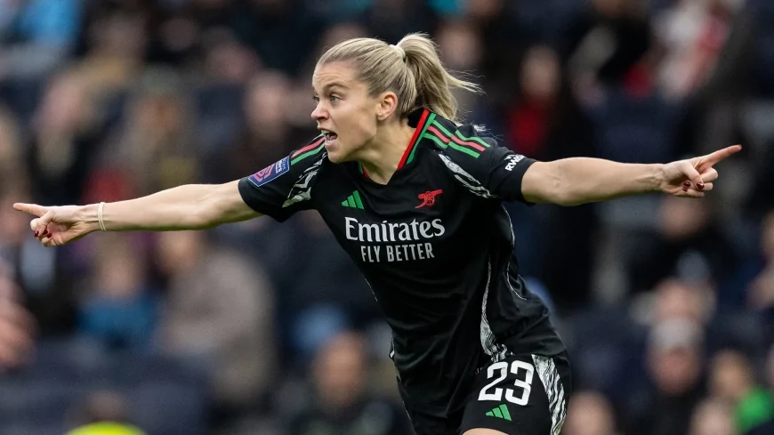 Alessia Russo, FWA Kadınlar Futbolu Yılın Oyuncusu Ödülünü Kazandı