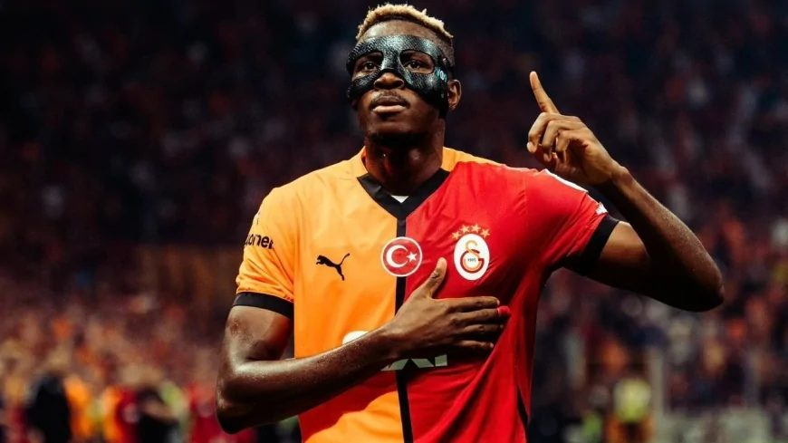 Victor Osimhen’den 5 Yıldızlı Paylaşım