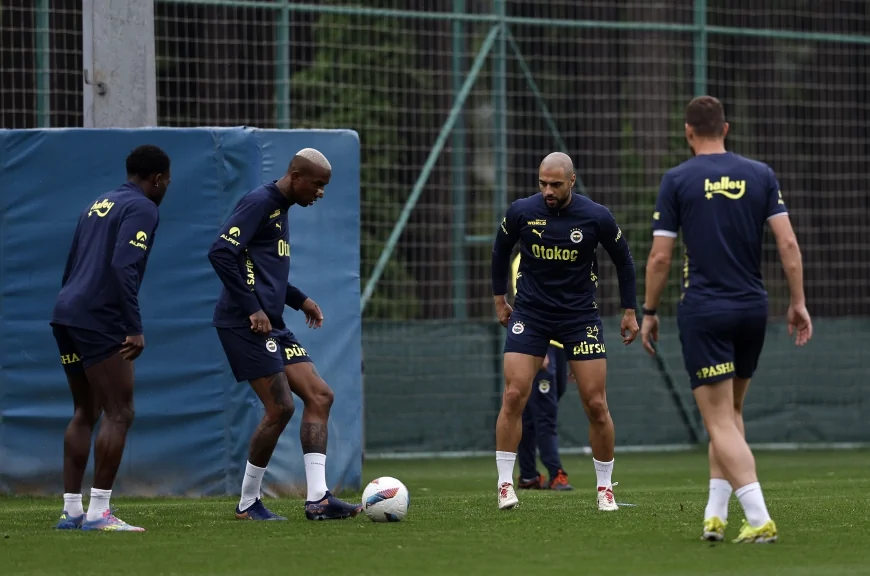 Fenerbahçe'de 6 Eksik! Hatayspor Maçı Kamp Kadrosu Açıklandı