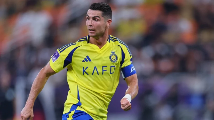 Al Nassr, Cristiano Ronaldo ile Yeni Sözleşme İçin Görüşüyor