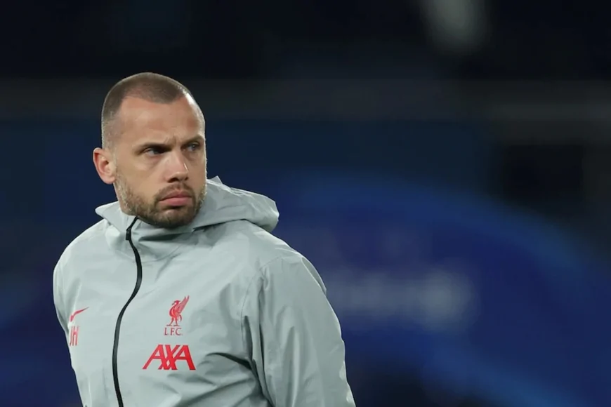 Ajax’ın Yeni Teknik Direktörü John Heitinga Oluyor