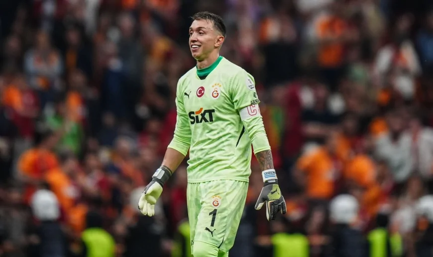 Şampiyon Galatasaray Sezonu Galibiyetle Bitirdi