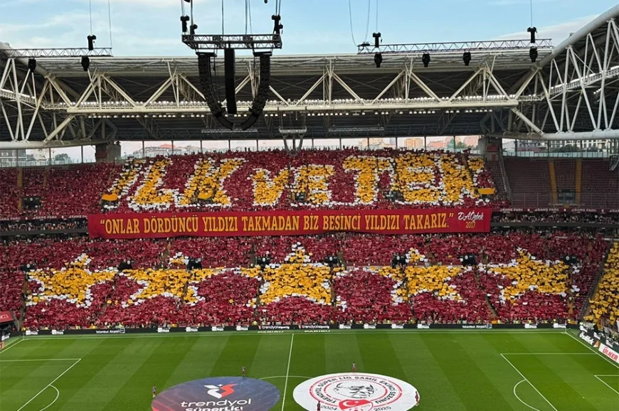 Şampiyon Galatasaray Sezonu Galibiyetle Bitirdi