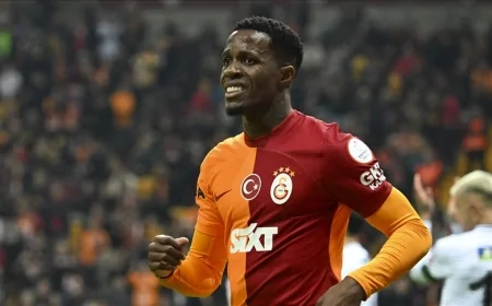 Wilfried Zaha Galatasaray’dan Tamamen Ayrıldı