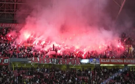 Samsunspor Süper Ligi 3. Sırada Bitirdi! UEFA Avrupa Ligi Biletini Kaptı