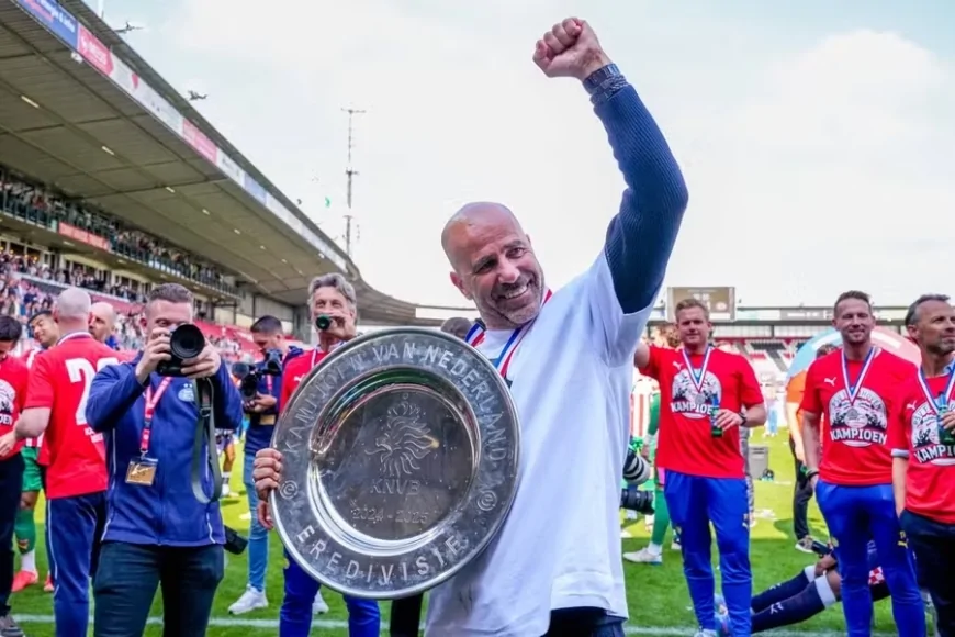 Hollanda Eredivisie’de Yılın Teknik Direktörü Ödülü İçin Adaylar Açıklandı