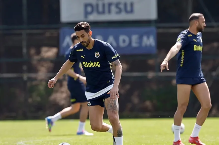 Fenerbahçe Tribünleri Onu İstiyor: Mourinho’dan İrfan Can Kahveci Kararı!