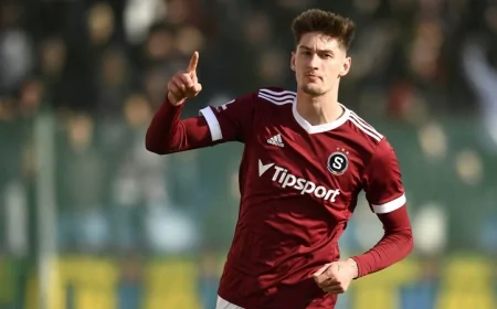 Antalyaspor Tomas Cvancara’yı kiralık olarak kadrosuna kattı