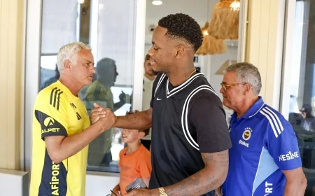 Fenerbahçe'nin yeni transferi Jhon Duran transferinin nasıl geliştiğini açıkladı