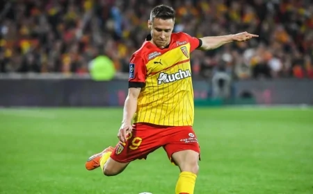 Paris FC Przemyslaw Frankowski için Galatasaray'la görüşmelere başladı