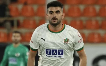 Alanyaspor Fatih Aksoy ile 2 yıllık sözleşme imzaladı