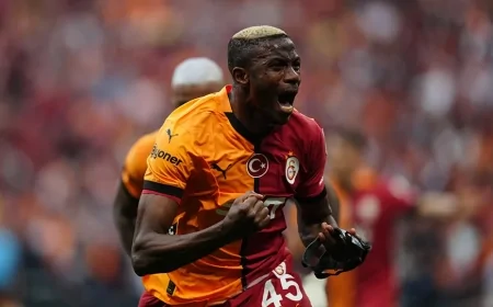 Victor Osimhen transferinde banka işlemleri tamamlandı
