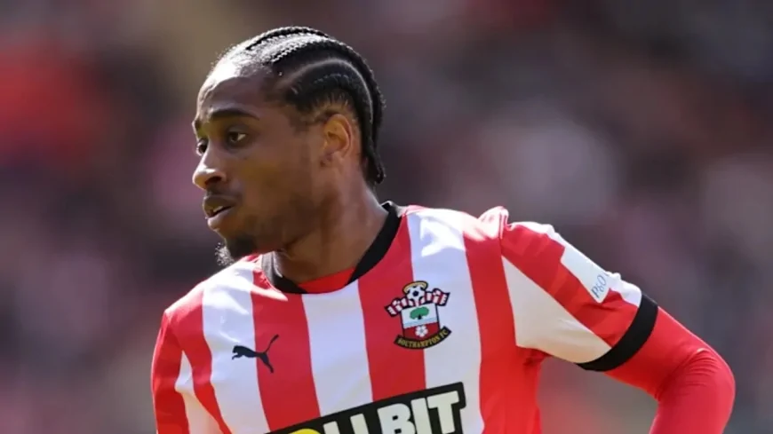 Kyle Walker-Peters’in gelişi ertelendi
