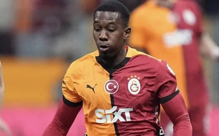 Cuesta Spartak transferi iptal oldu! Kolombiyalı İstanbul'a döndü