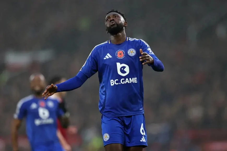 Beşiktaş'a bir şok daha! Ndidi transferi beklemeye girdi