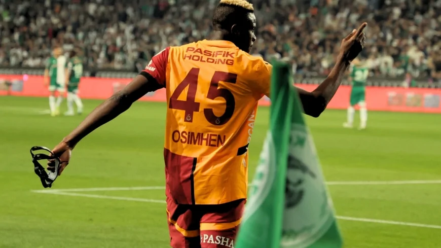 Galatasaray'da Victor Osimhen Çok Sinirlendi! Arkadaşları araya girdi