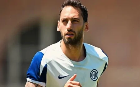 Galatasaray taraftarı Hakan Çalhanoğlu'nu istiyor