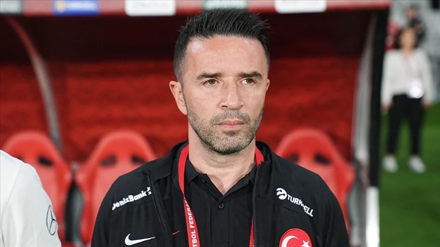Fenerbahçe'de Tedesco'nun yardımcısı Gökhan Gönül oldu