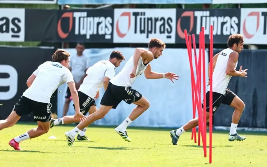 Beşiktaş'ta 2 isme kadro dışı kalma şoku