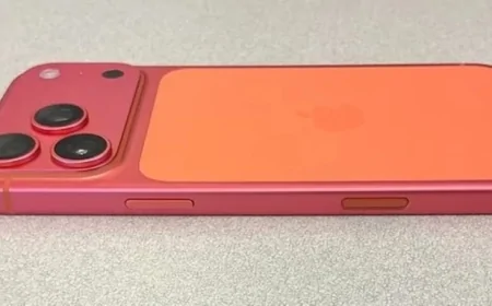 iPhone 17 Pro Kullanıcılarından Tepki: Telefon Pembeye Döndü!