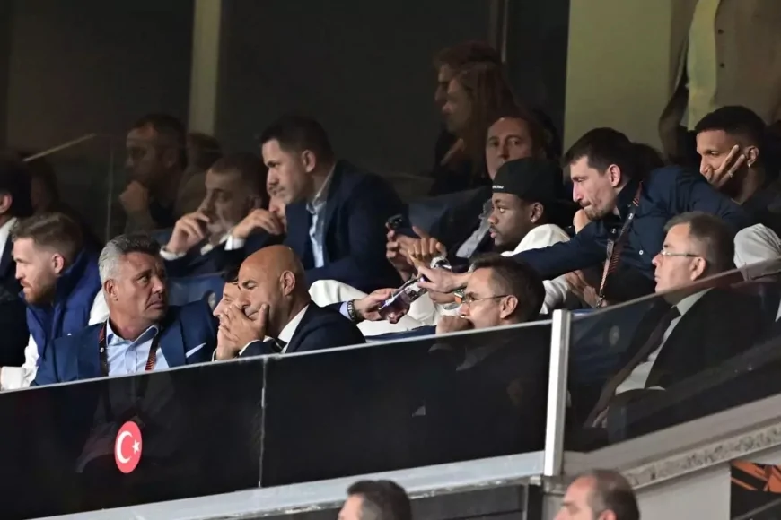 Herkes Bu Fotoğrafı Paylaşıyor! Fenerbahçe Maçına Damga Vuran Kareler