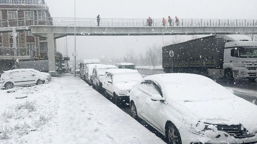 İstanbul'a Kar Ne Zaman Düşecek? Meteoroloji Uzmanı Tarih Verdi