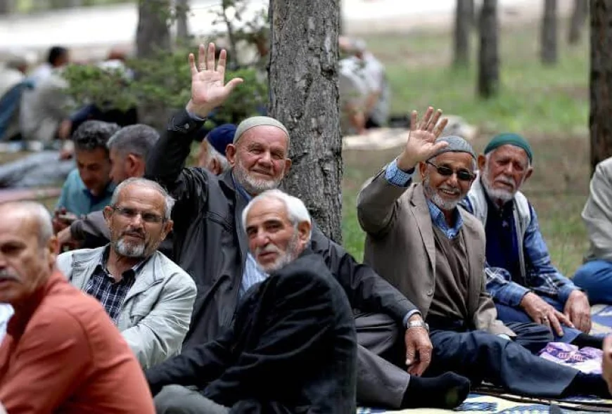 Kademeli Emeklilik Nedir? Kanun Teklifi Meclis'e Sunuldu