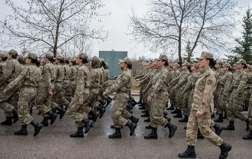 Kadınlara Zorunlu Askerlik Mi Geliyor?