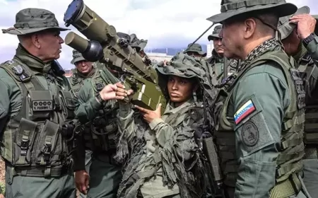 ABD Uçak Gemisi Gönderdi, Venezuela'da Seferberlik İlan Edildi
