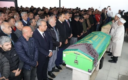 Kastamonuda kaybolduktan 9 gün sonra ölü bulunan anne ve oğlunun cenazesi defnedildi