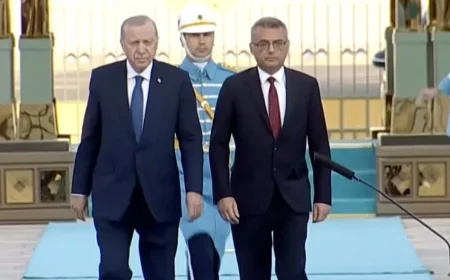 Cumhurbaşkanı Erdoğan ve KKTC Cumhurbaşkanı Erhürman Görüşmesi Tamamlandı