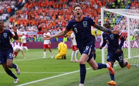 Polonya - Hollanda Maçı Canlı! Sakatlık Damga Vurdu