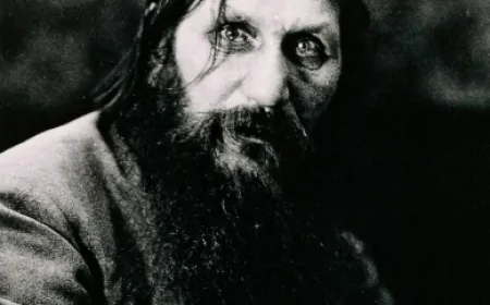 Grigori Rasputin kimdir? Kendisini kutsal ilan eden Rus papazı kimdir?