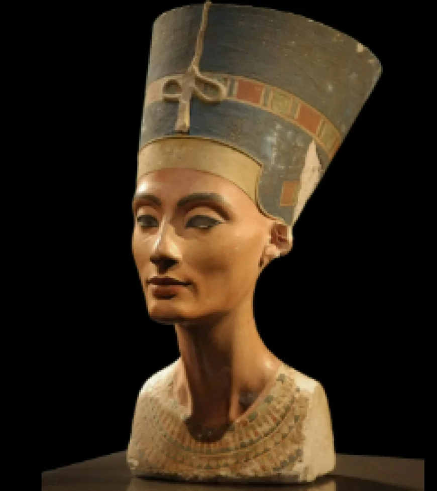 Nefertiti Kimdir? Mısır Kraliçesi Nefertiti Kimdir?