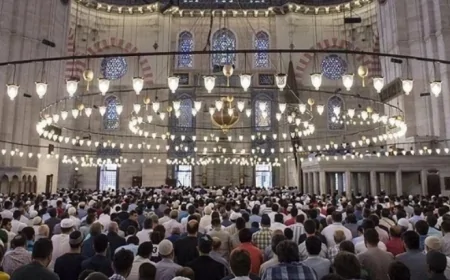 Rüyada namaz kılmak ne anlama geliyor? Rüyada camide namaz kıldığını görmenin