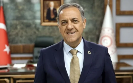 Ahmet Hamdi Usta kimdir, kaç yaşında ve aslen nereli? Yeni Yalova Valisi Ahmet Hamdi Usta SON DAKİKA!