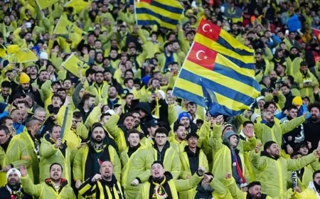 Fenerbahçe'nin Süper Kupa Yağmurlukları Satışa Çıktı: İşte Fiyatı!